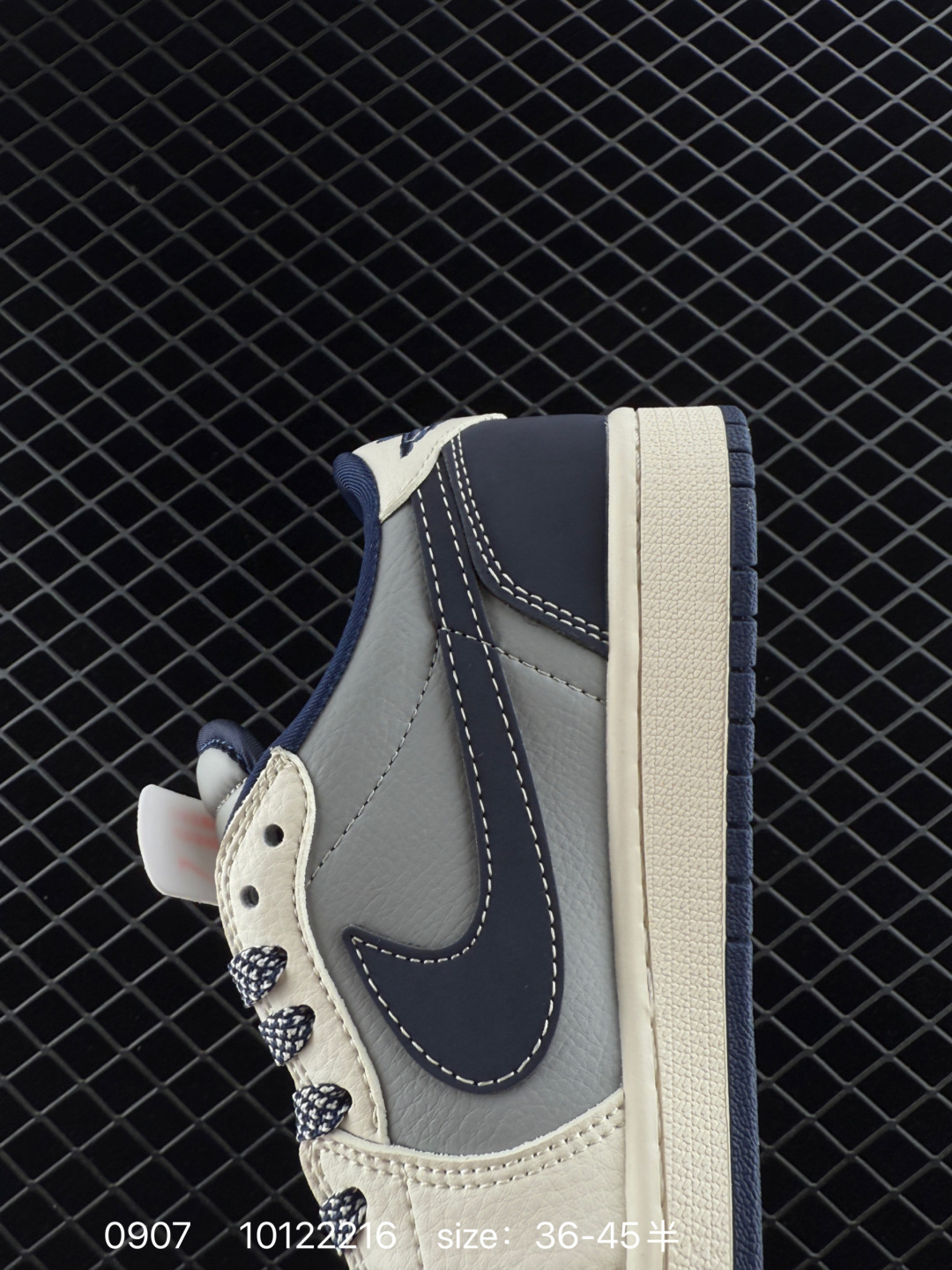 Nike Air Jordan 1 x Travis Scott